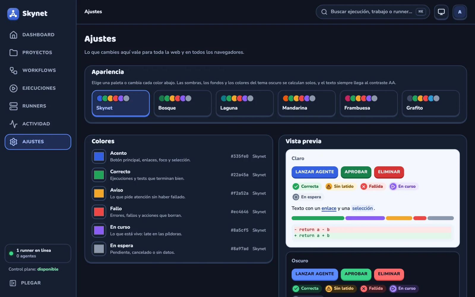 Pantalla de Ajustes. Arriba, seis paletas para elegir: Skynet (seleccionada), Bosque, Laguna, Mandarina, Frambuesa y Grafito. A la izquierda, los seis colores editables con su uso: Acento, Correcto, Aviso, Fallo, En curso y En espera, cada uno con su código hexadecimal. A la derecha, una vista previa en tema claro y oscuro con botones «Lanzar agente», «Aprobar» y «Eliminar», píldoras de estado y un diff
